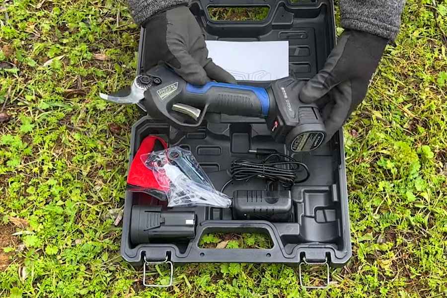 Ψαλίδι Κλαδέματος Μπαταρίας 28mm PRU28 - Βαλίτσα Μεταφοράς